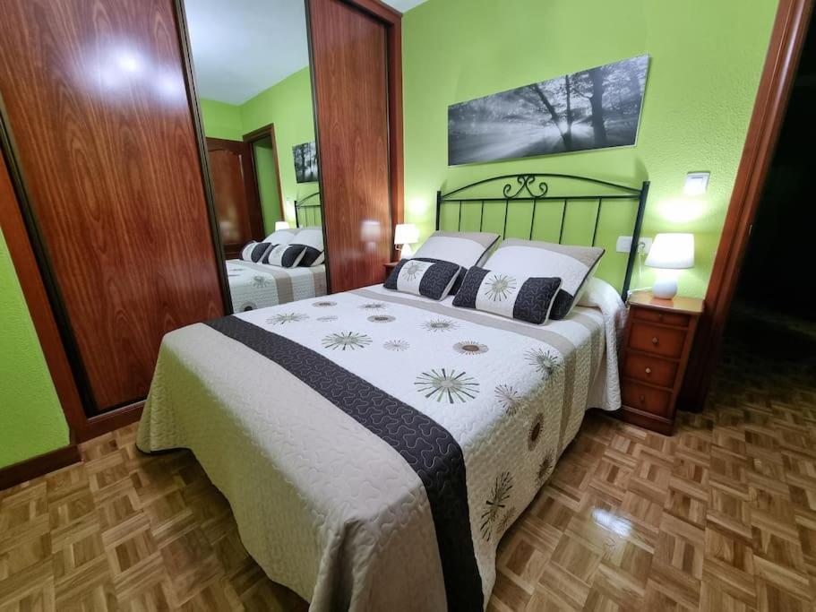 126B Apto Playa - 3 Habitaciones Gijón Eksteriør billede